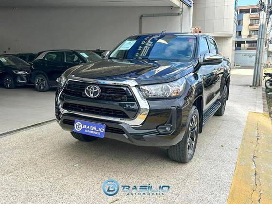 TOYOTA HILUX 2.8 D-4D TURBO DIESEL CD SRV 4X4 AUTOMÁTICO TOYOTA HILUX 2.8 D-4D TURBO DIESEL CD SRV 4X4 AUTOMÁTICO